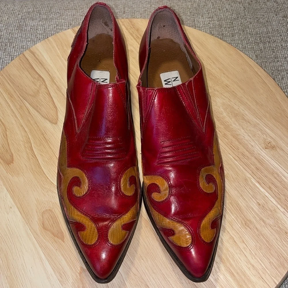 Vintage Nine West Western Leather Pull On Ankle Booties Kitten Heel Classic Boot